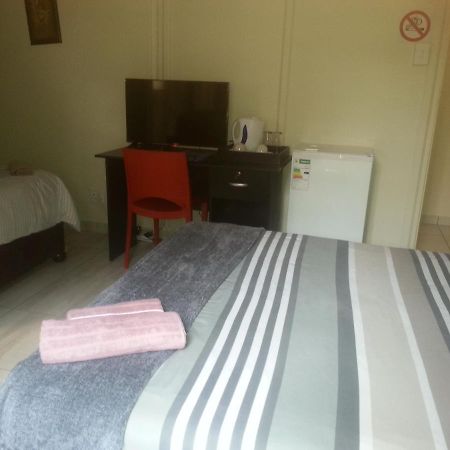Zanevovo Hotel Scottburgh Kültér fotó